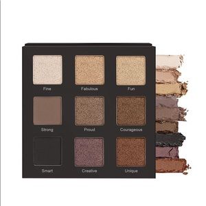 RealHer Be Your Own Kind of Beauty Eye Shadow